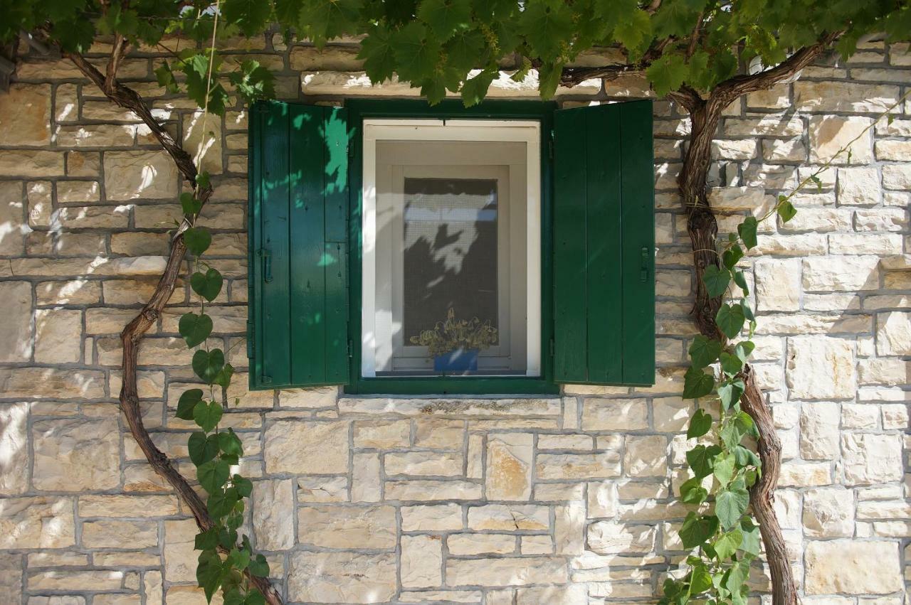 Holiday Home Liberan Вела Лука Екстериор снимка