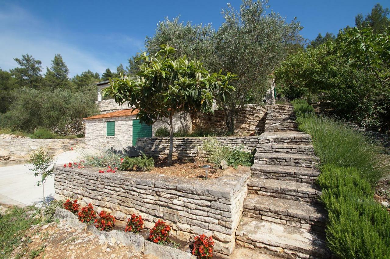 Holiday Home Liberan Вела Лука Екстериор снимка