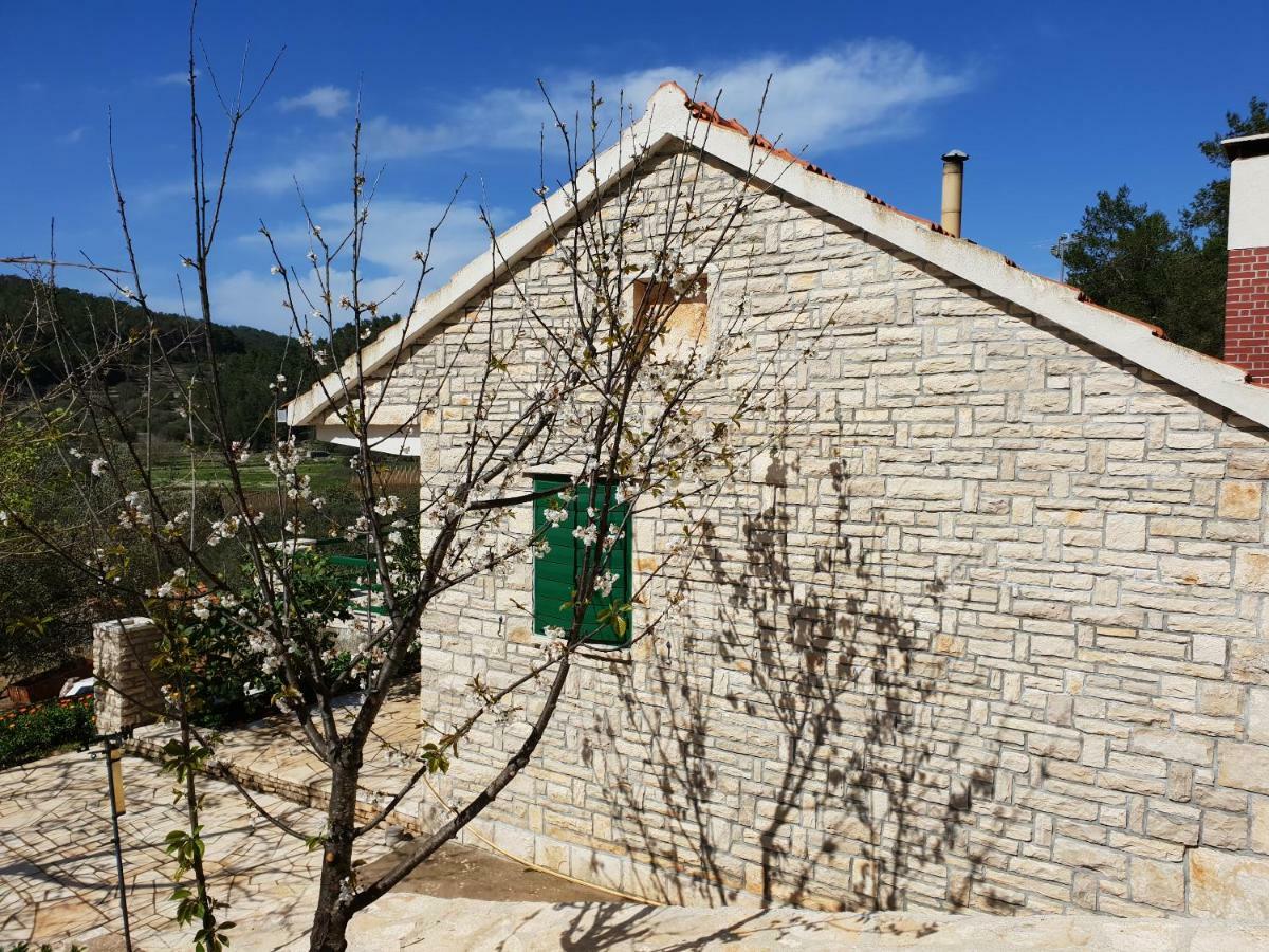 Holiday Home Liberan Вела Лука Екстериор снимка