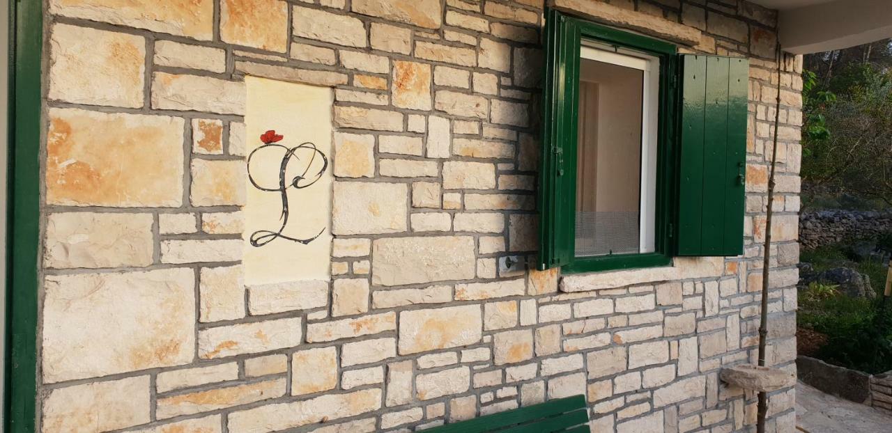 Holiday Home Liberan Вела Лука Екстериор снимка